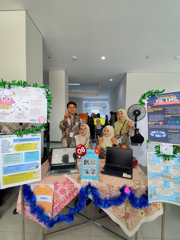 Pameran media pembelajaran CKM 2024 UPY oleh mahasiswa PGSD dan PPG.